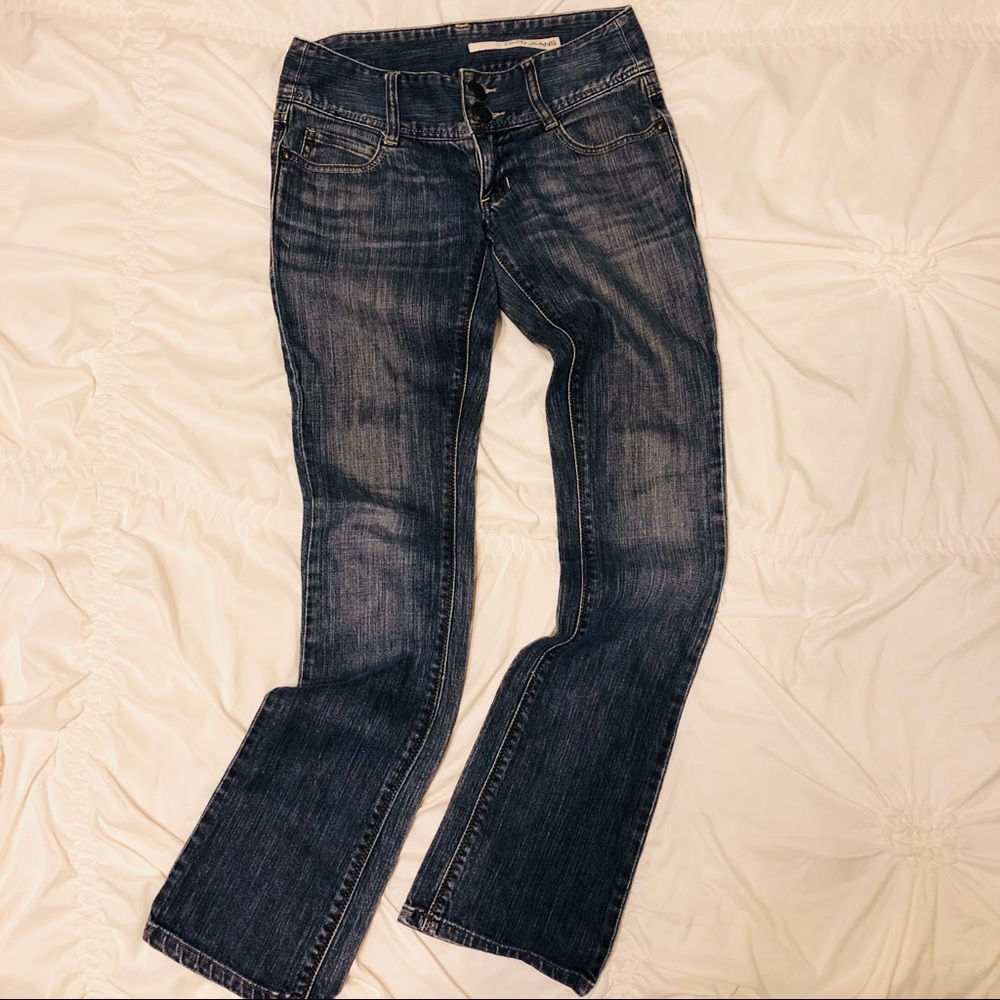 DKNY Jeans